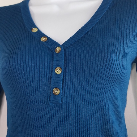 Teal Soft and Stretchy Ribbed Knit Long Sleeve Henley Top - Picture 10 of 11